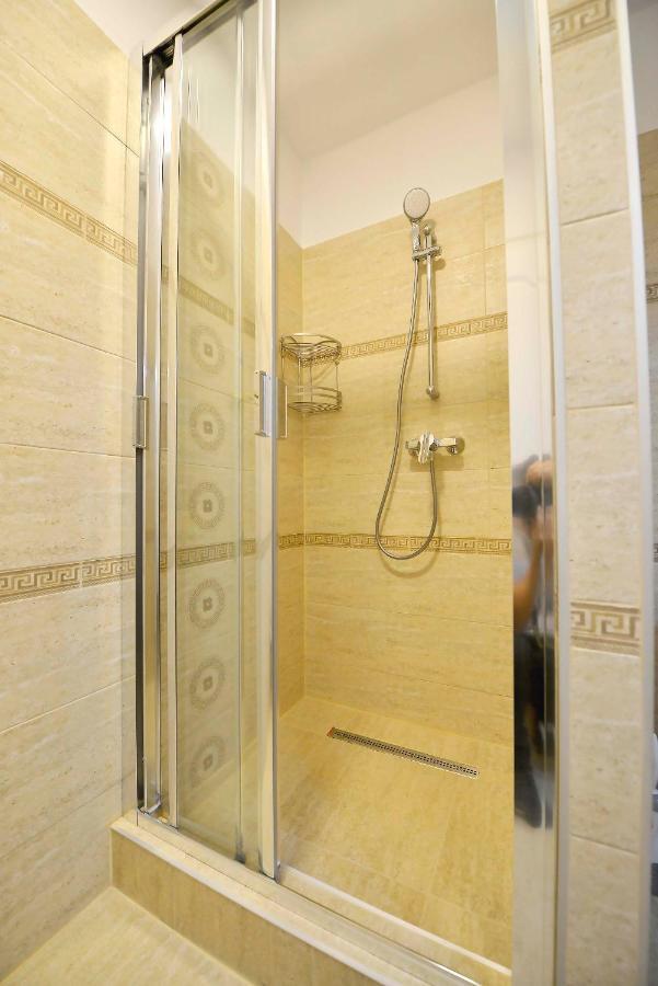 Aparthotel Otilia à Bucarest Extérieur photo